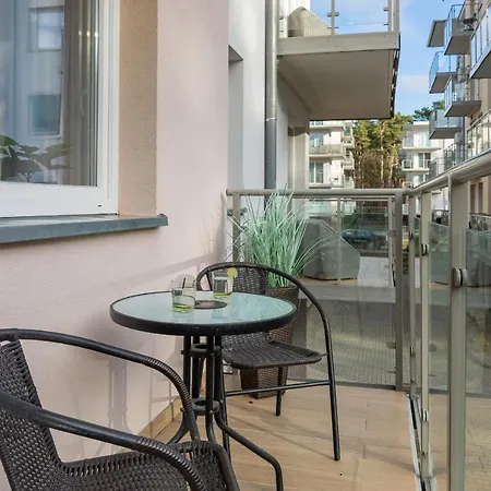 Apartment Lesne Tarasy Dziwnowek By Noclegi Renters Zewnętrze zdjęcie